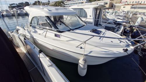 Beneteau antares 8 ob