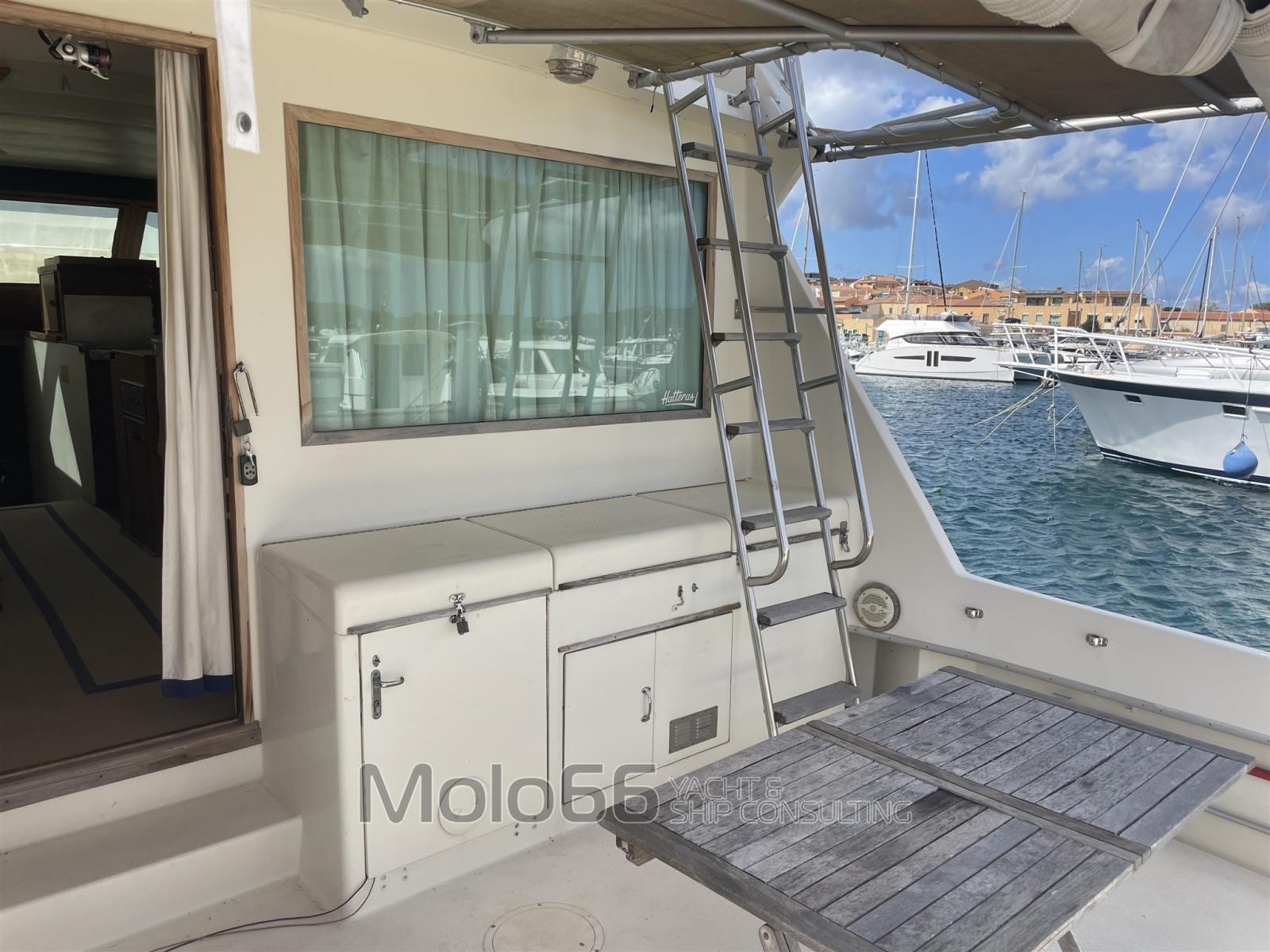 hatteras 52c