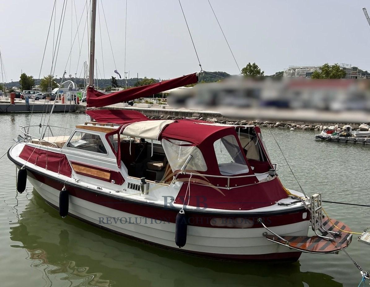 saga boats 27