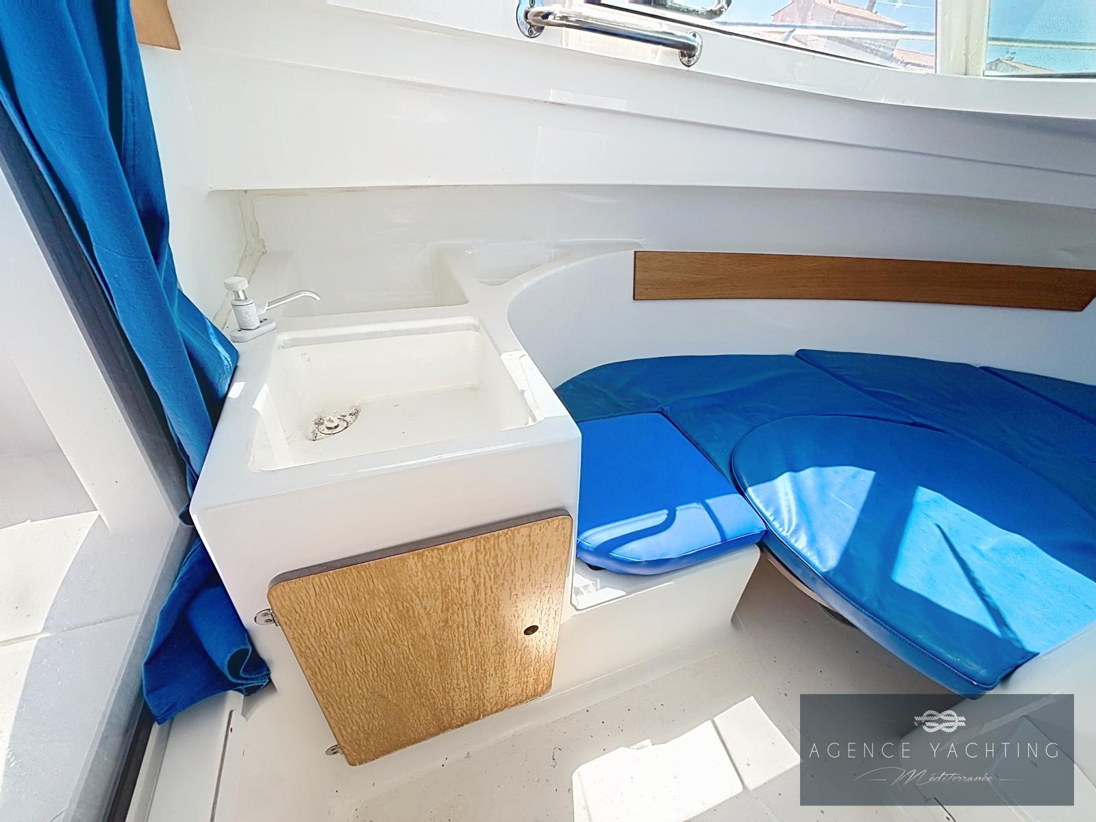 beneteau Antares 650 hb