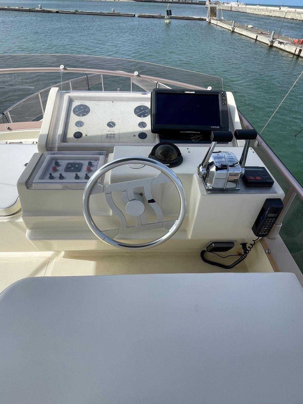 ferretti yachts 120 fly