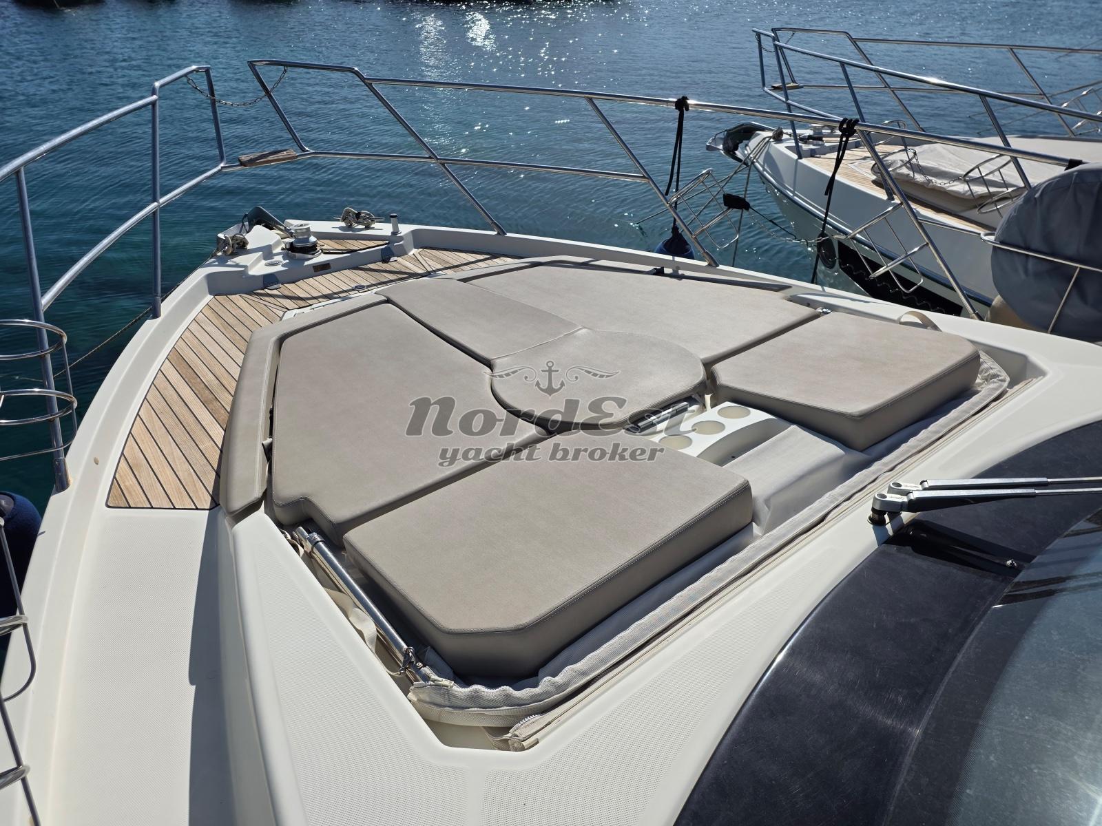 cranchi M44 ht