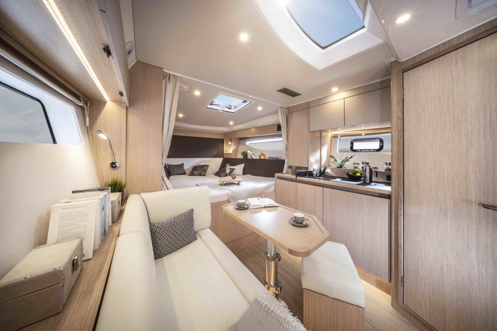 bavaria yachts Sr 35 open top