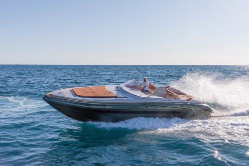 Evo yachts t3