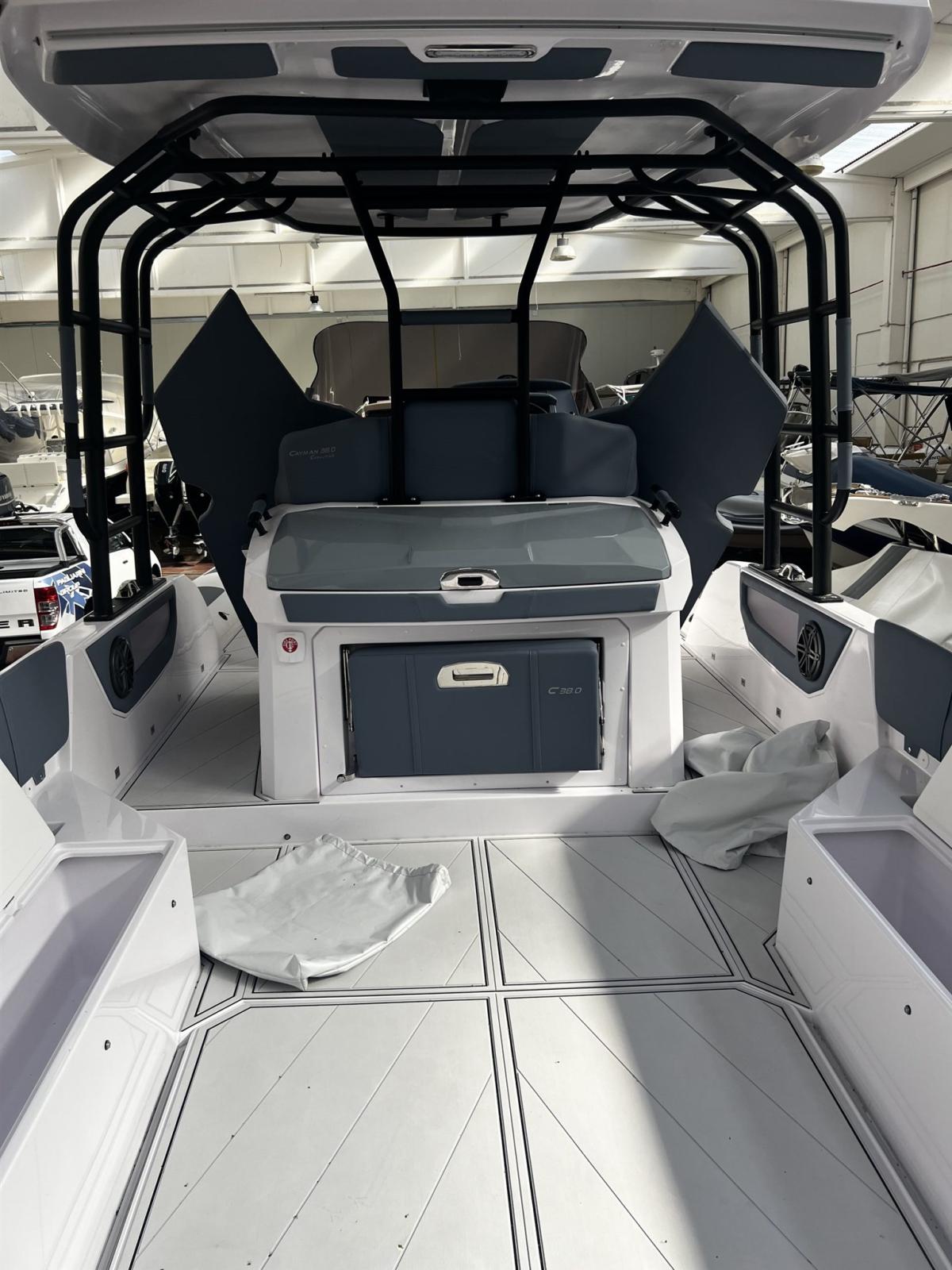 ranieri international Cayman 38 excutive