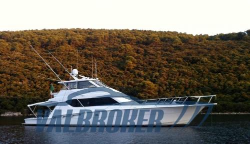 Hatteras 70' convertible