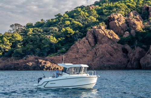 Quicksilver 625 pilothouse
