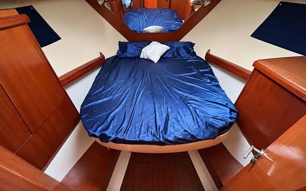 beneteau Antares 980