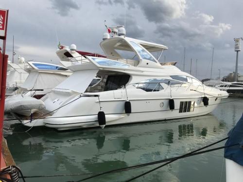Azimut 64 flybridge