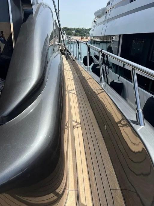 mangusta yachts 92
