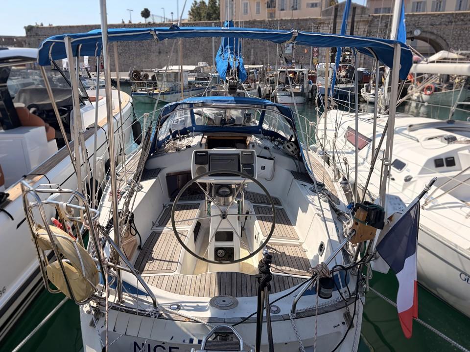 bavaria yachts 320