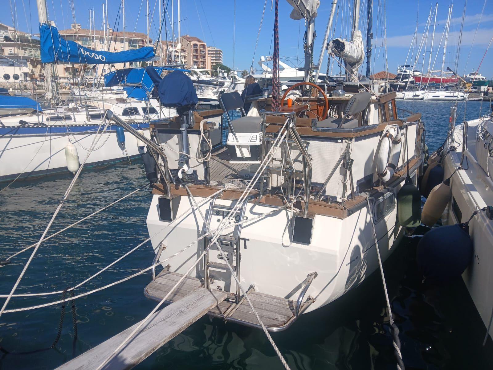 Nauticat 38