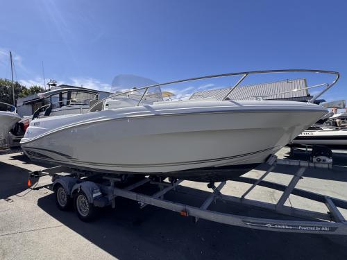Jeanneau cap camarat 6.5 cc