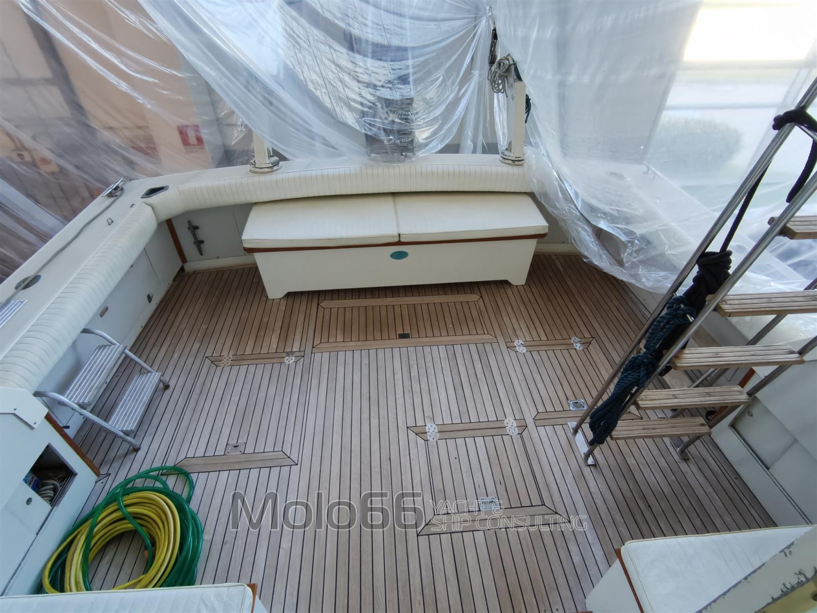 bertram yacht 42' convertible