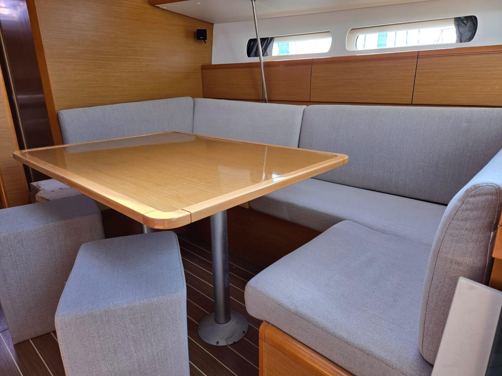jeanneau Sun odyssey 439
