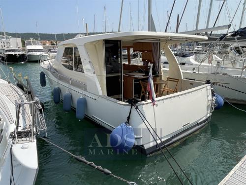 Greenline 33 - volvo penta d3-220