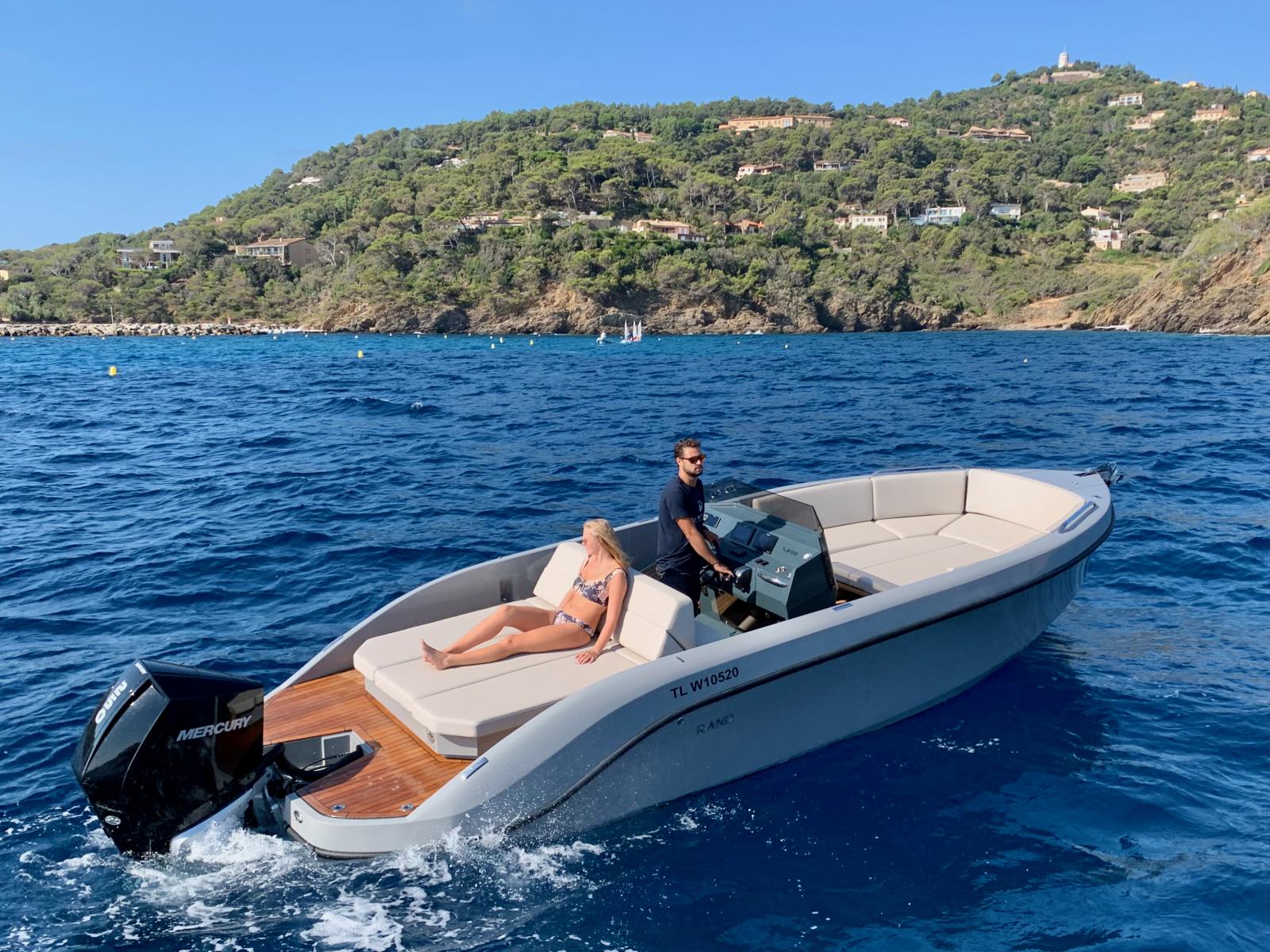 rand boats Play 24