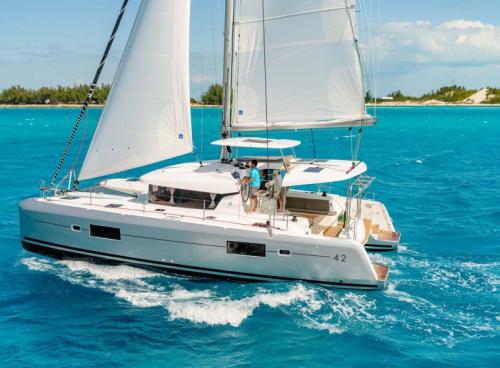 Lagoon yachts lagoon 42