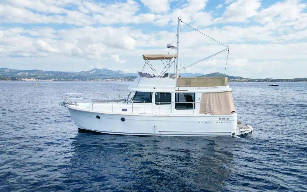 beneteau Swift trawler 34 fly