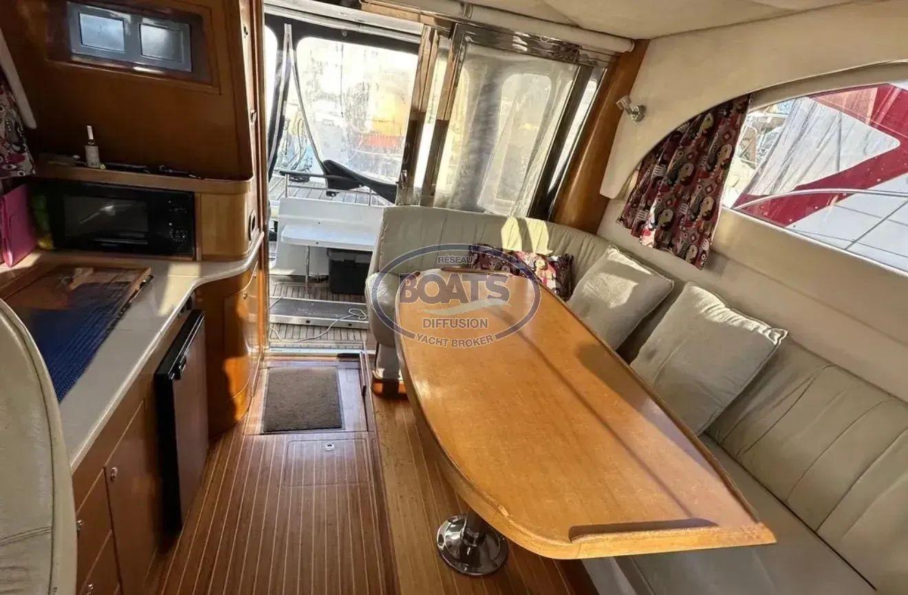 galeon 330