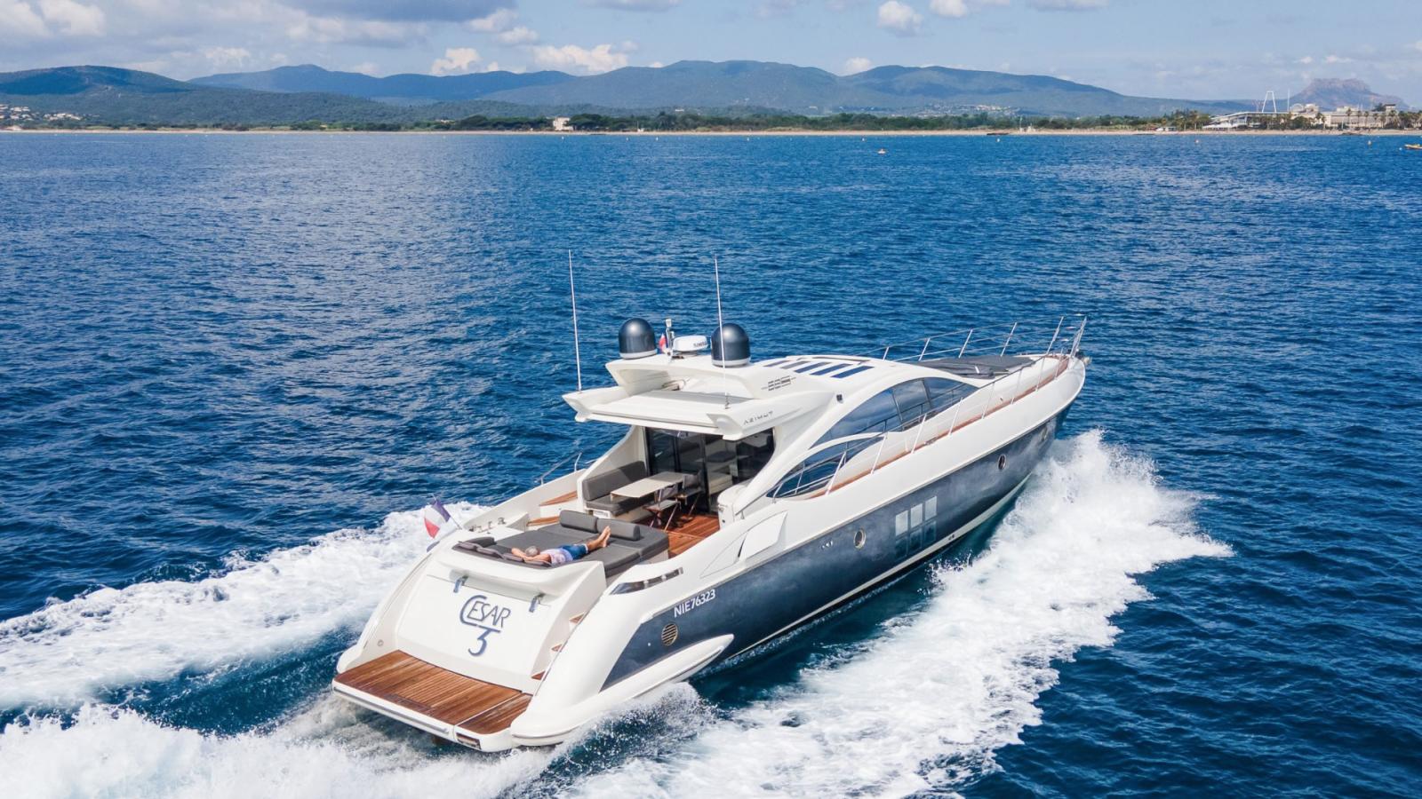 azimut 68 s