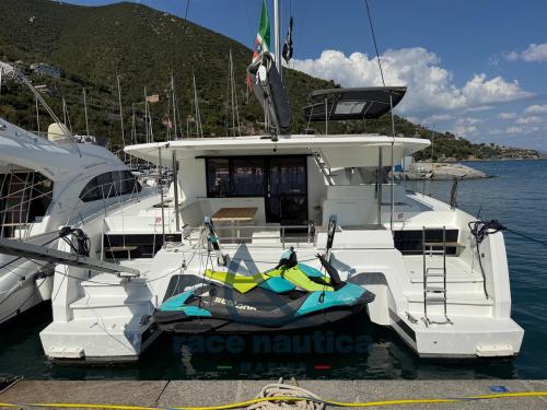 Fountaine pajot astrea 42