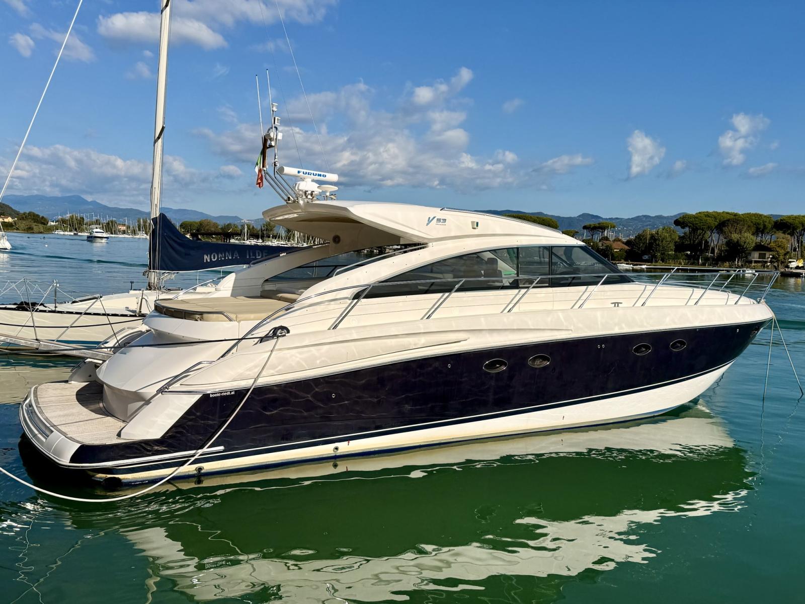 princess yachts V53