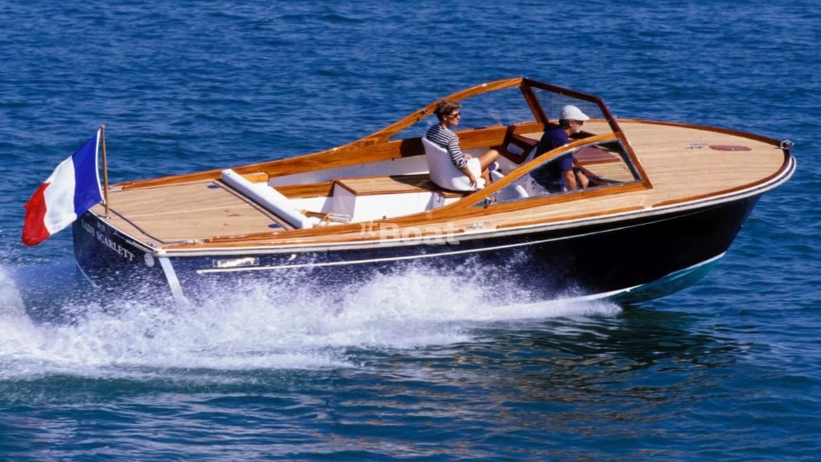 latitude 46 Lady scarlett