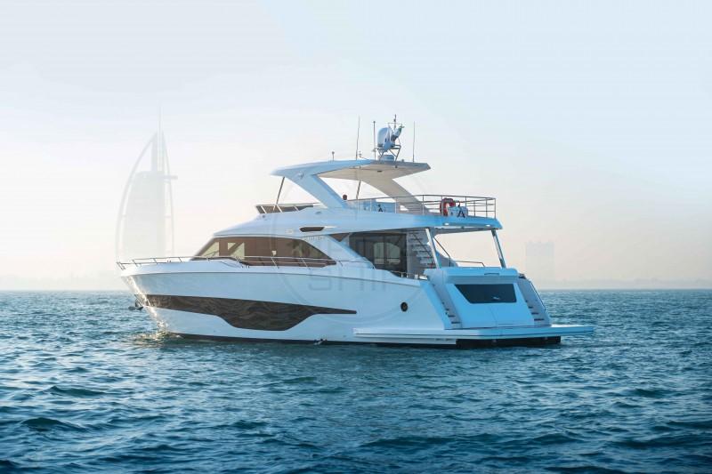 gulf craft Majesty 72
