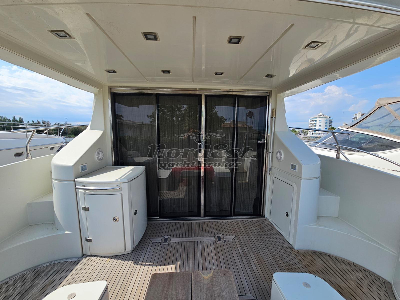 azimut 43s