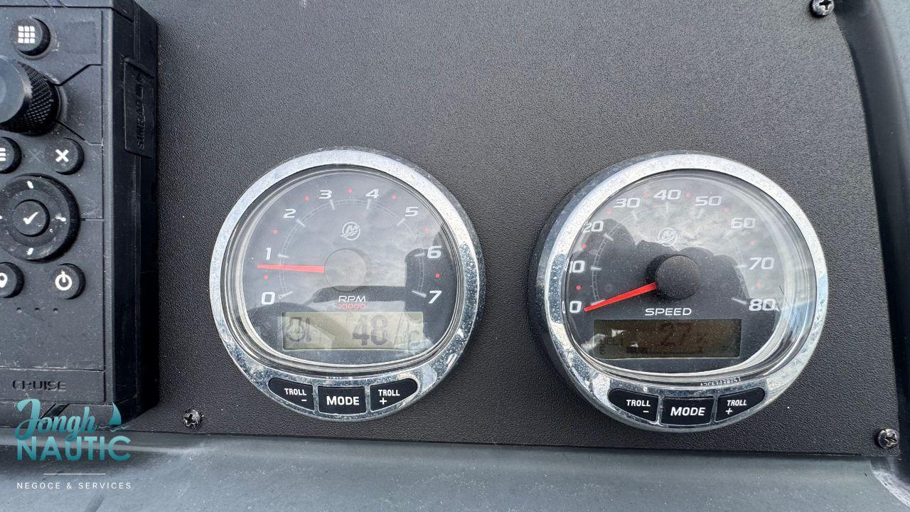 quicksilver 605 activ