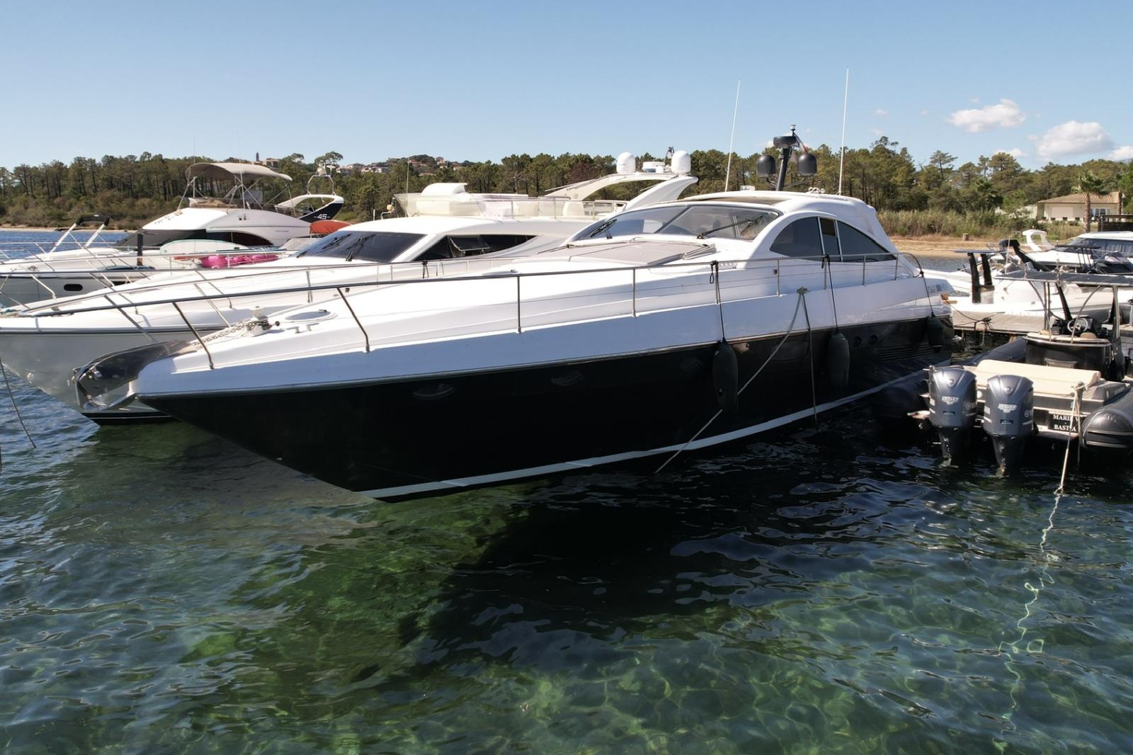 pershing 65