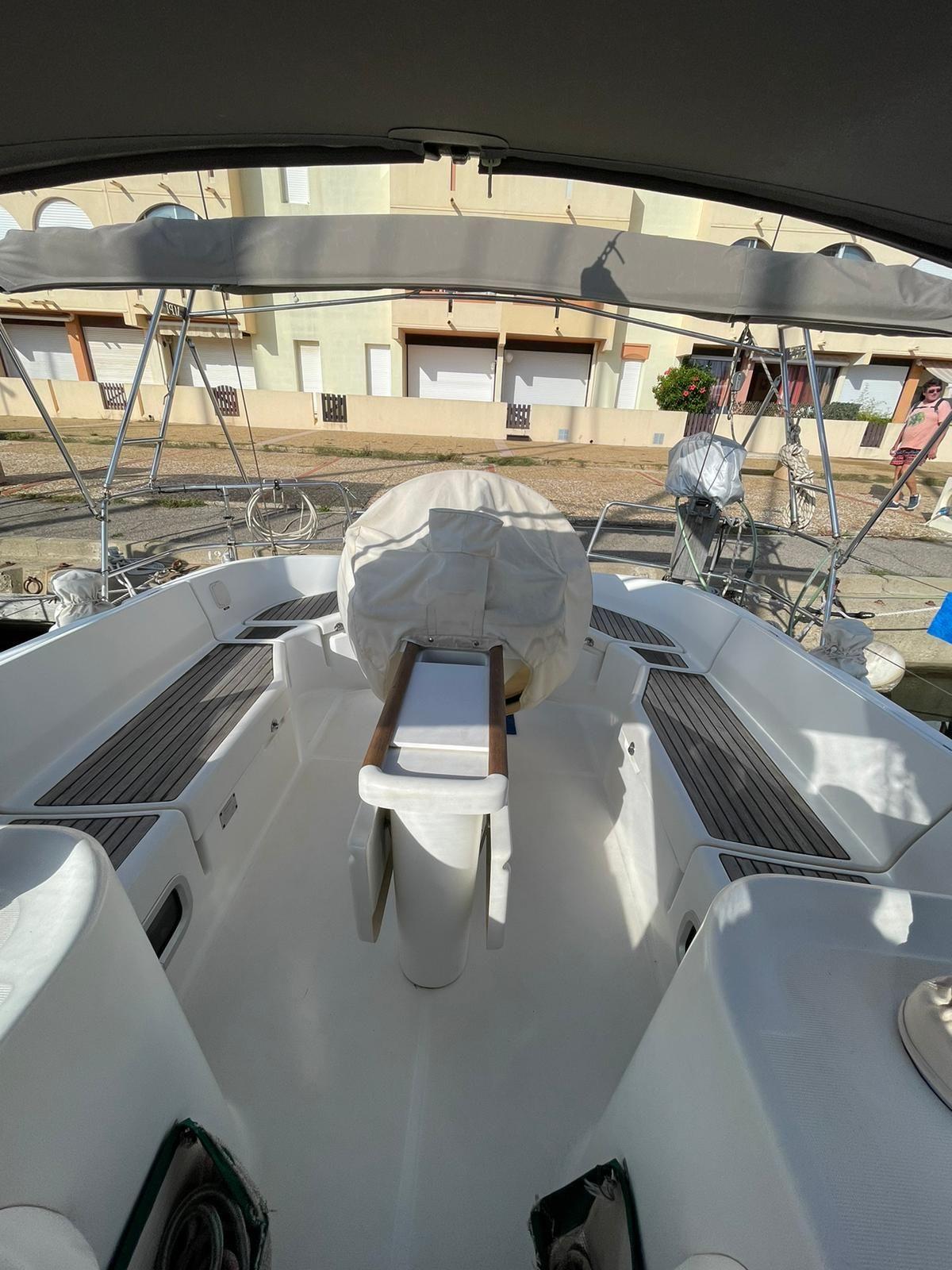 beneteau Oceanis 411