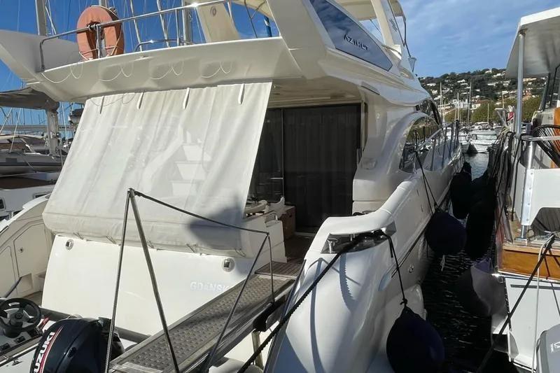 azimut 58