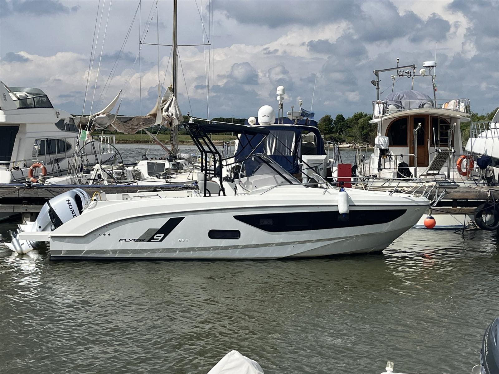 beneteau Flyer 9
