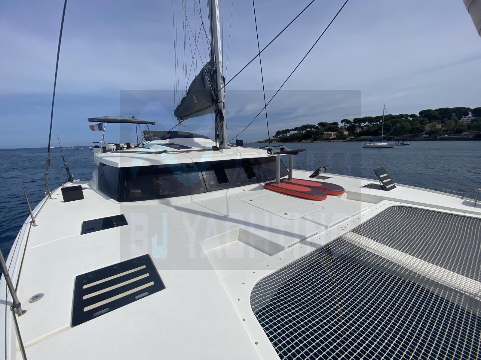 fountaine pajot Saona 47