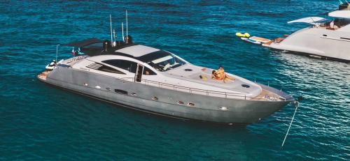 Pershing pershing 76
