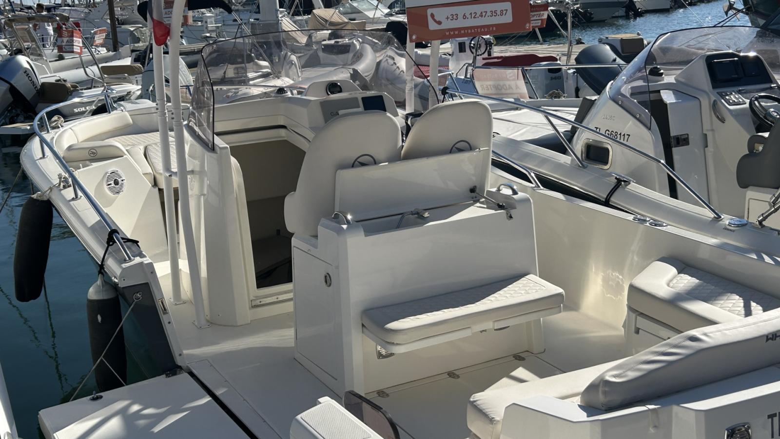 white shark 280 cc evo