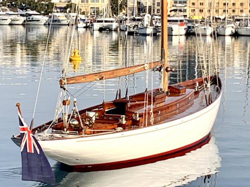 William fife iii vintage bermudan cutter