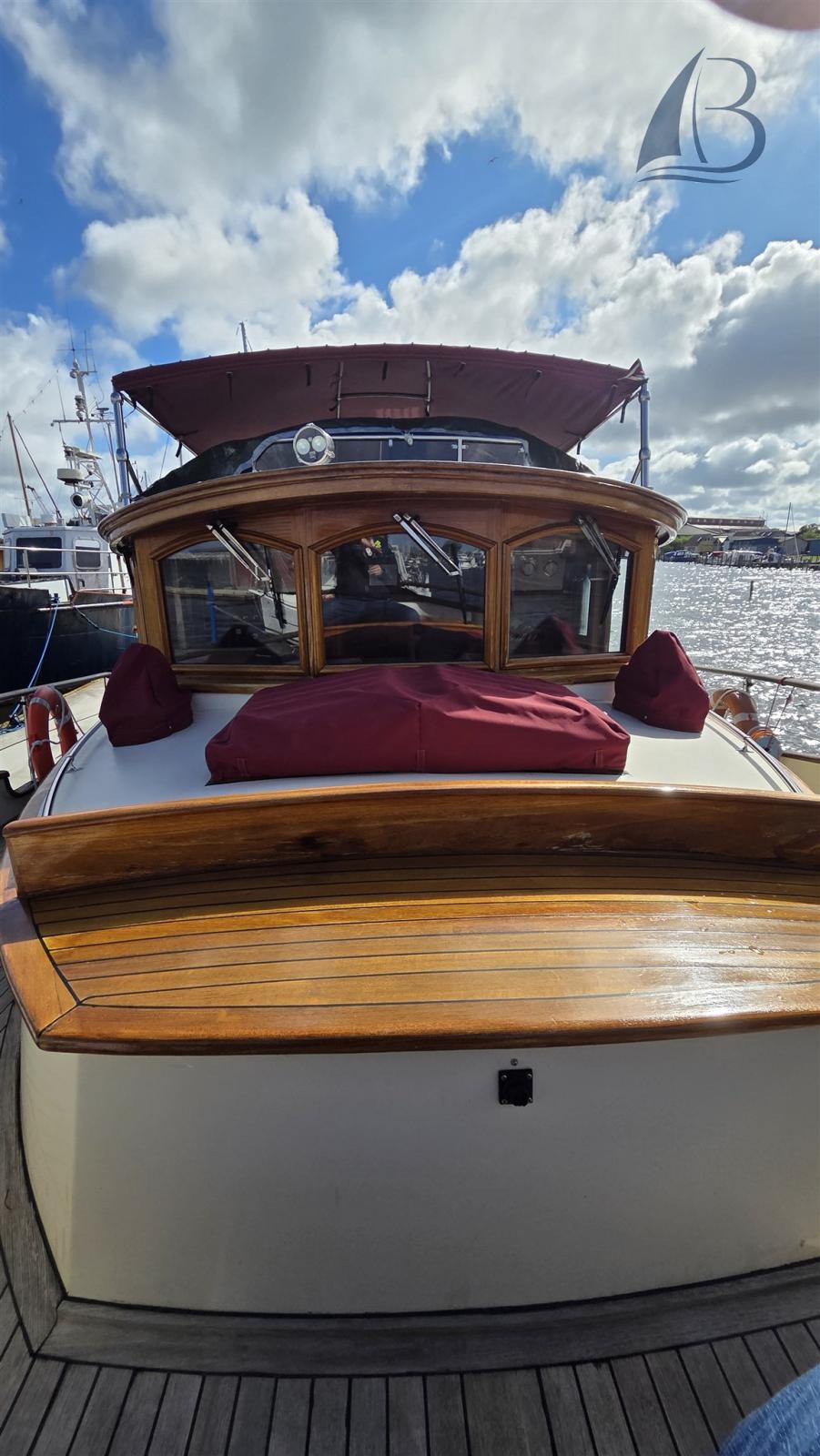 Tug cc50