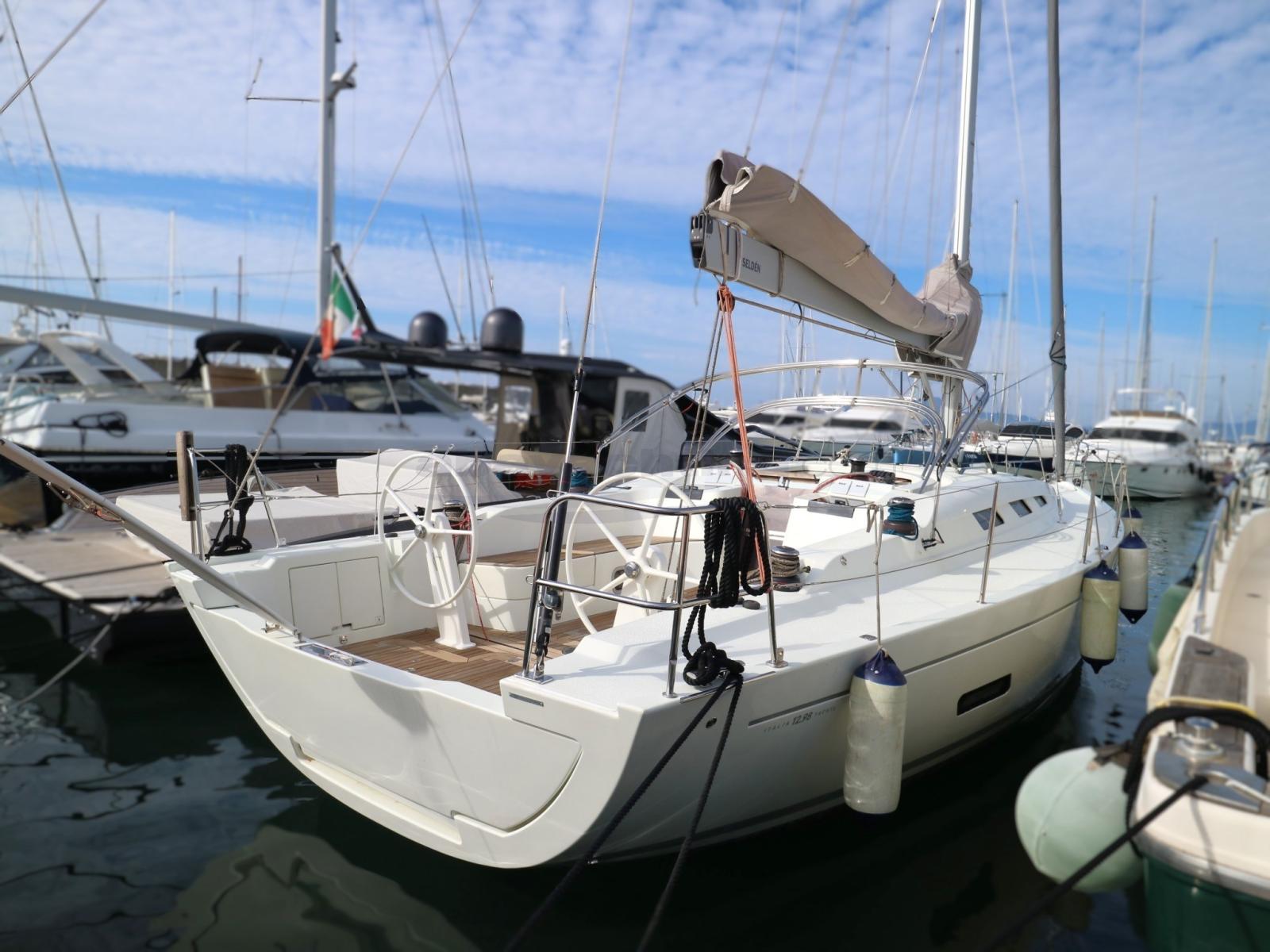 italia yachts Italia 12.98