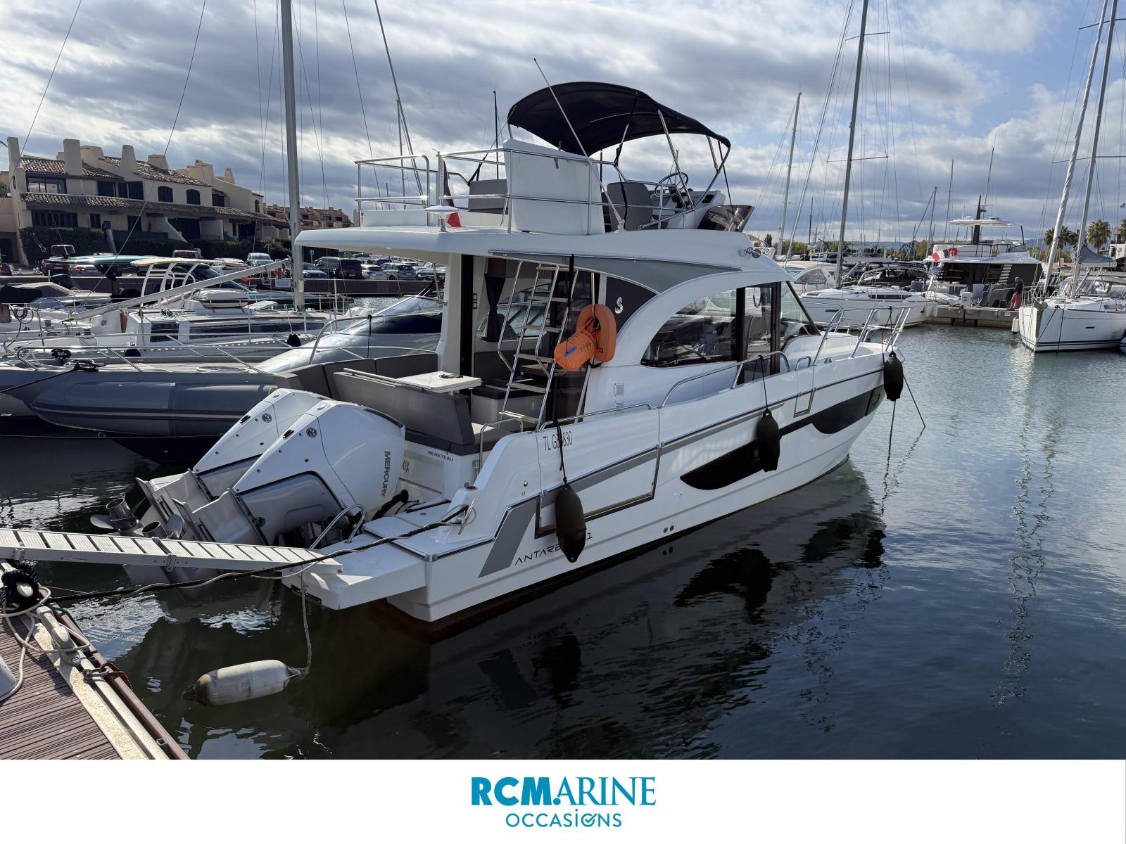 beneteau Antares 11 fly