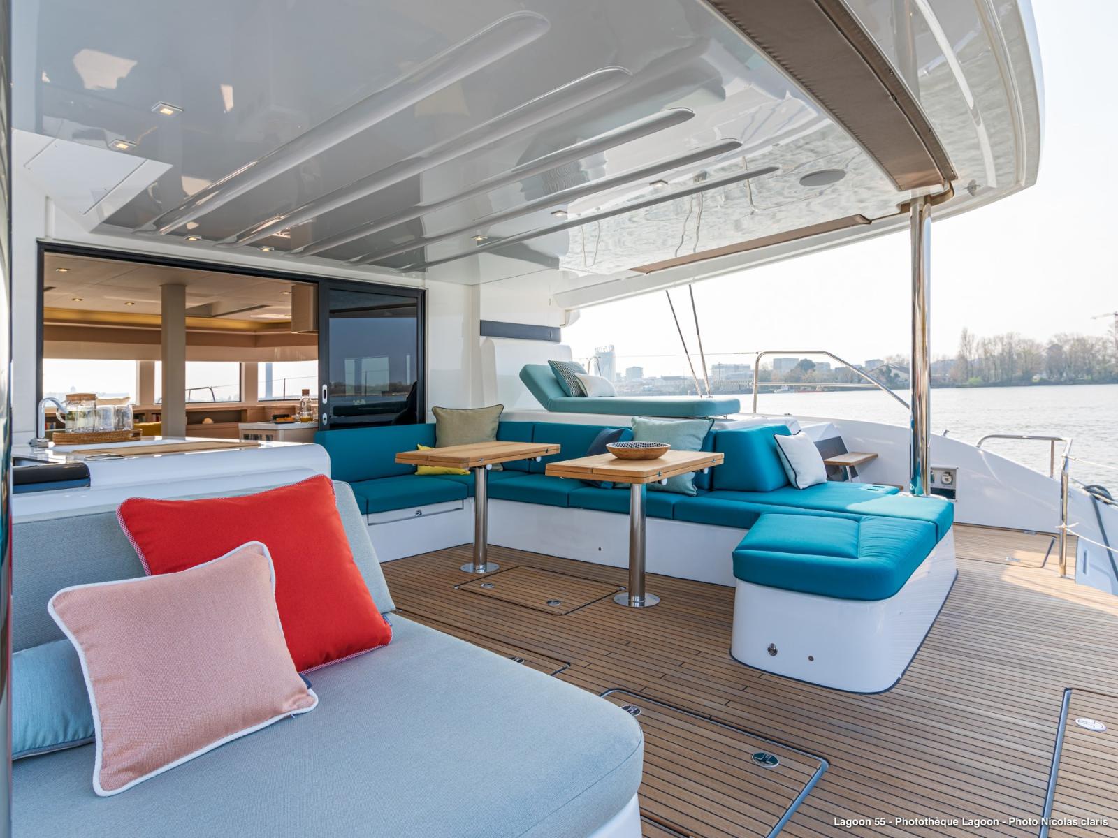 lagoon 55