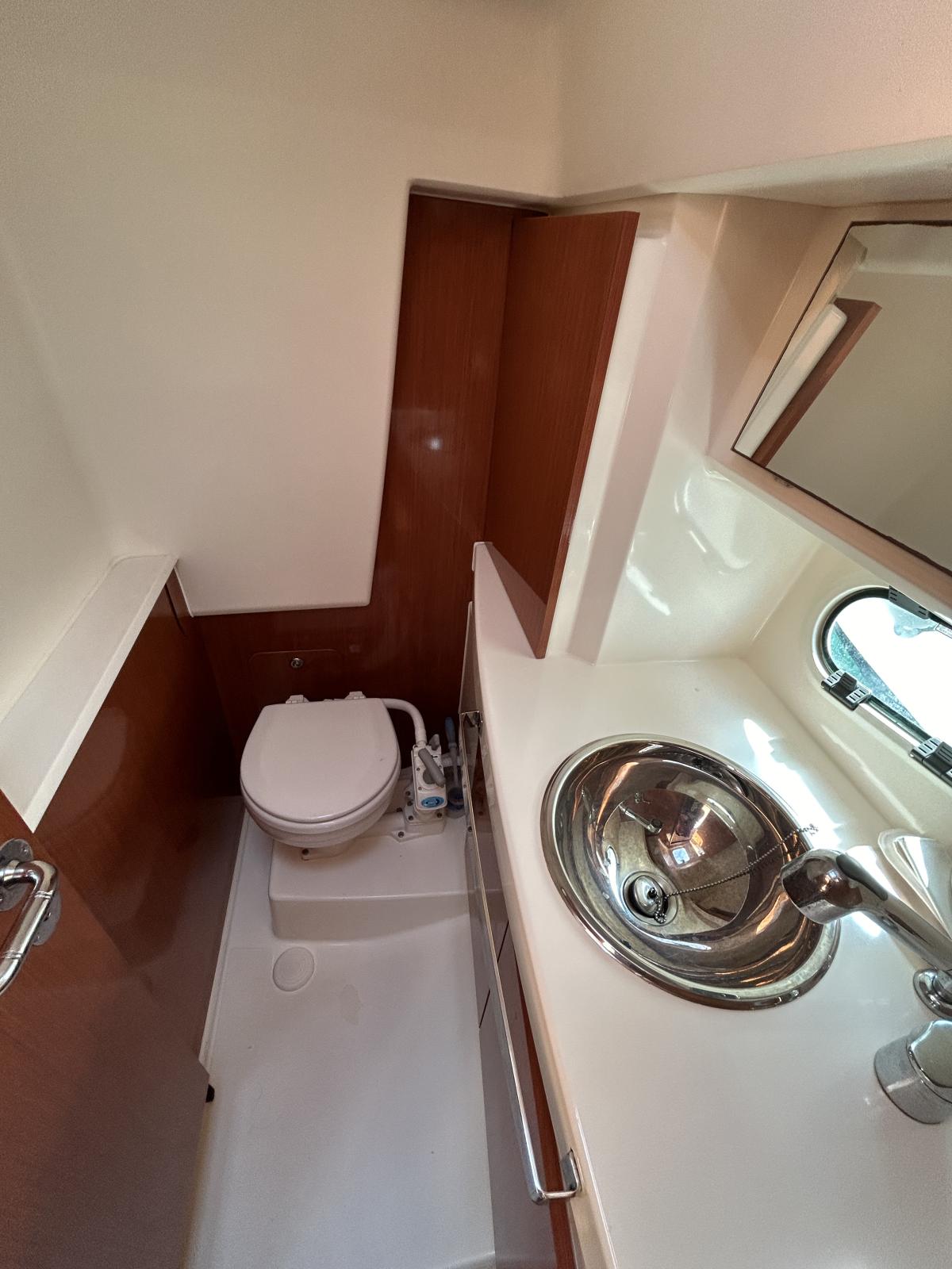 jeanneau Prestige 30s open