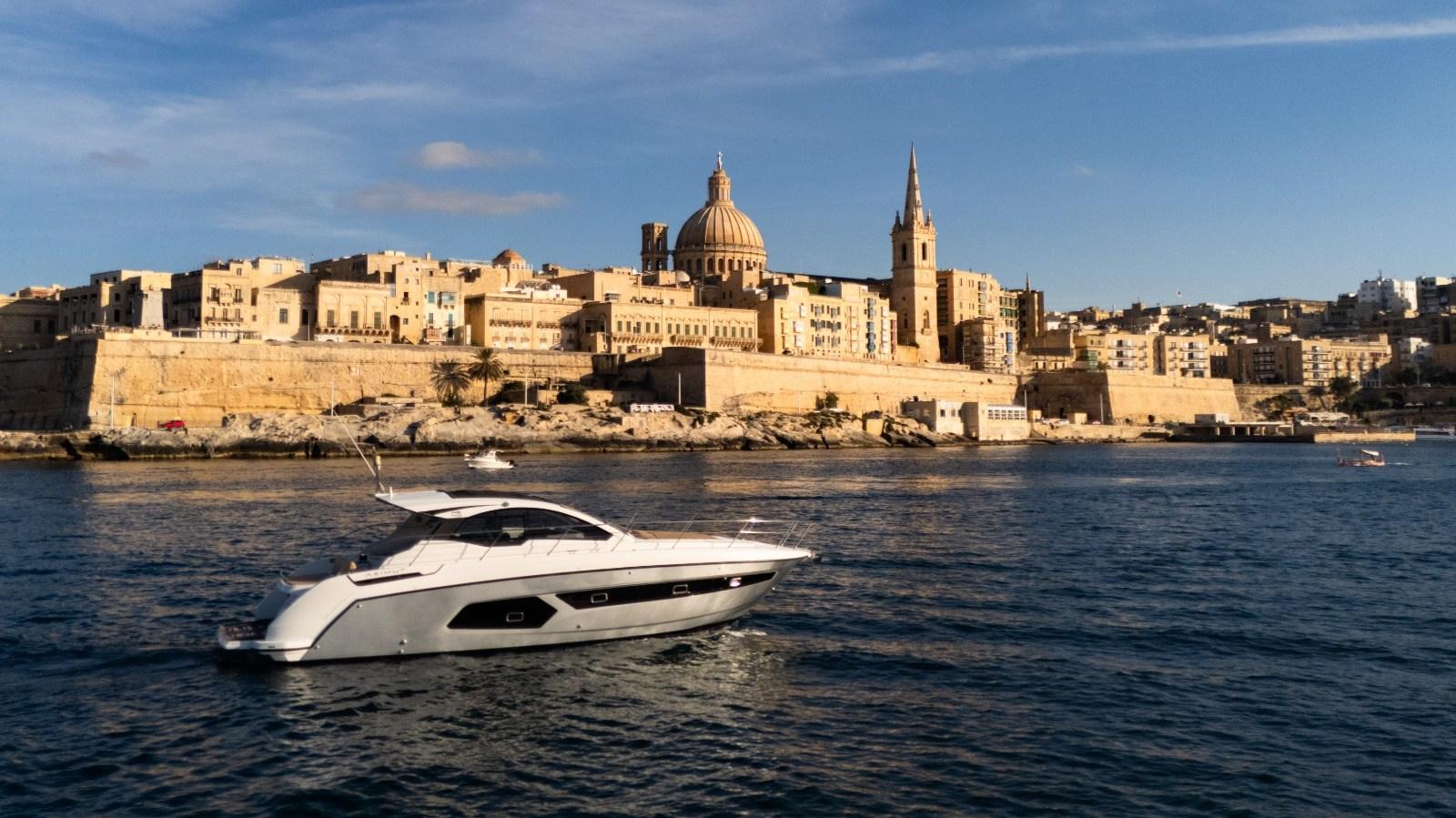 azimut 43 atlantis