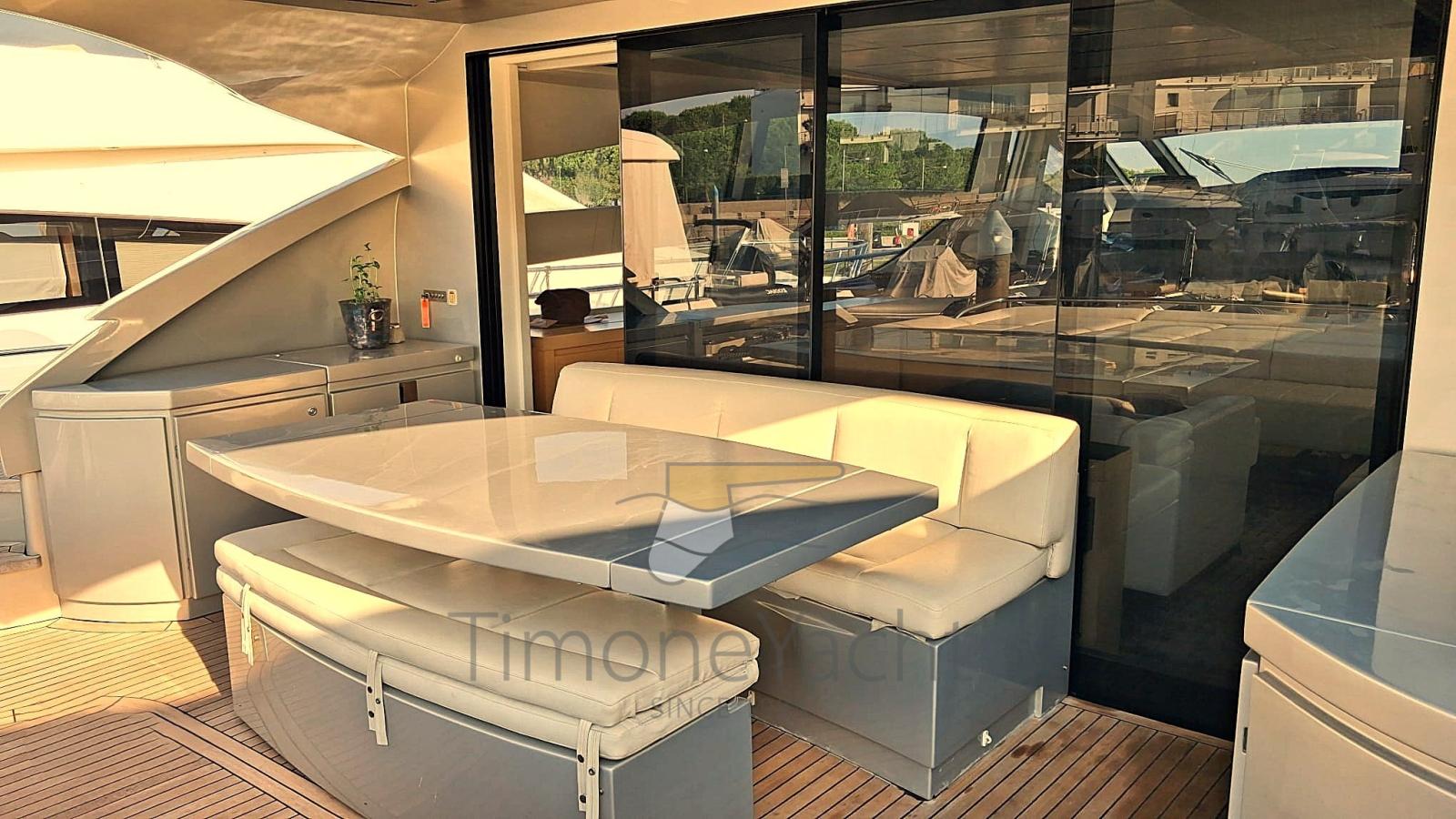 pershing 82