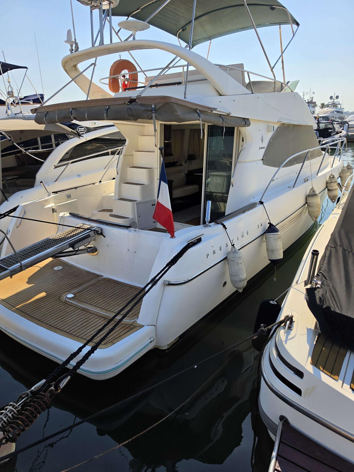 prestige Prestige 36