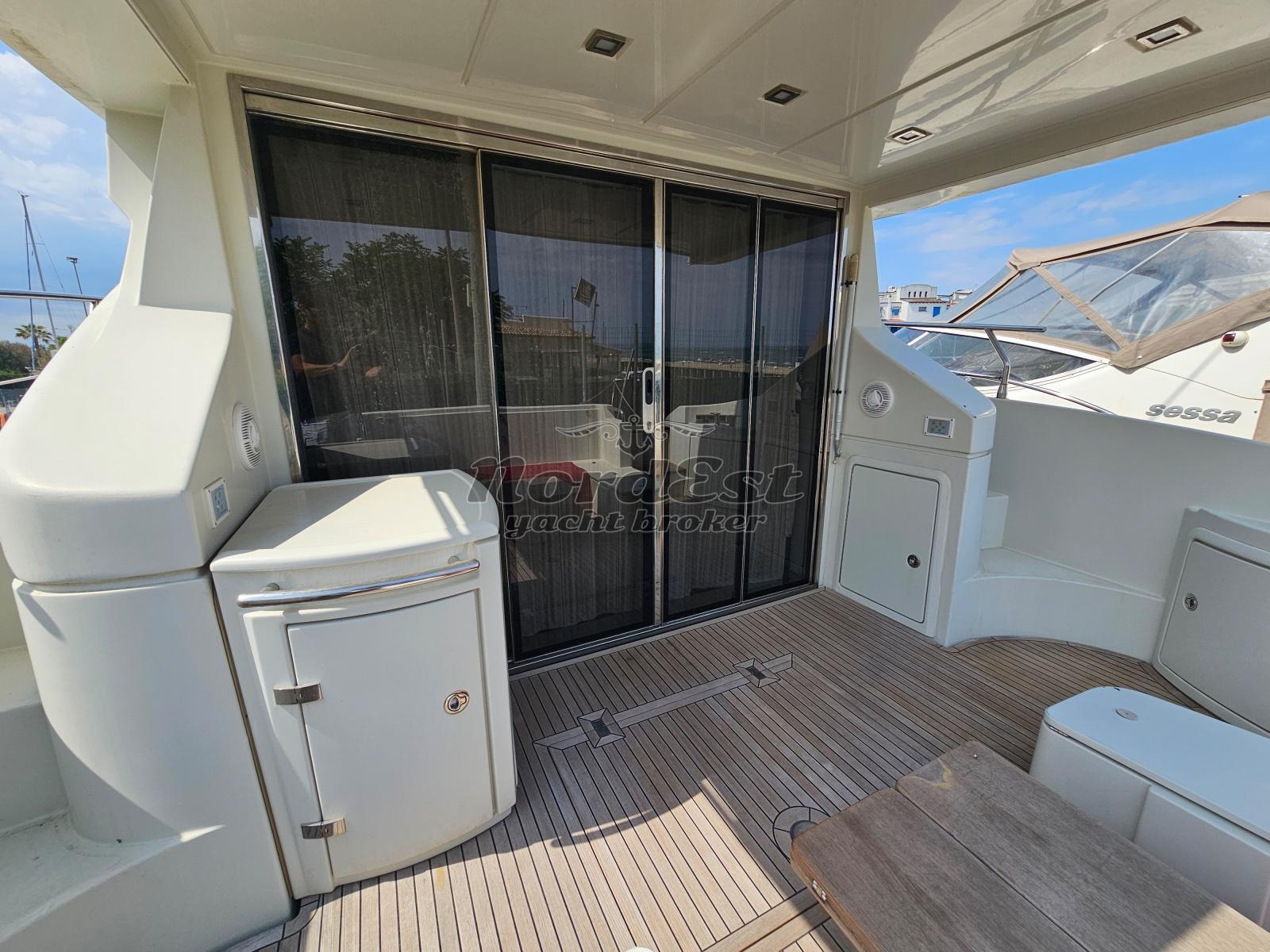 azimut 43s