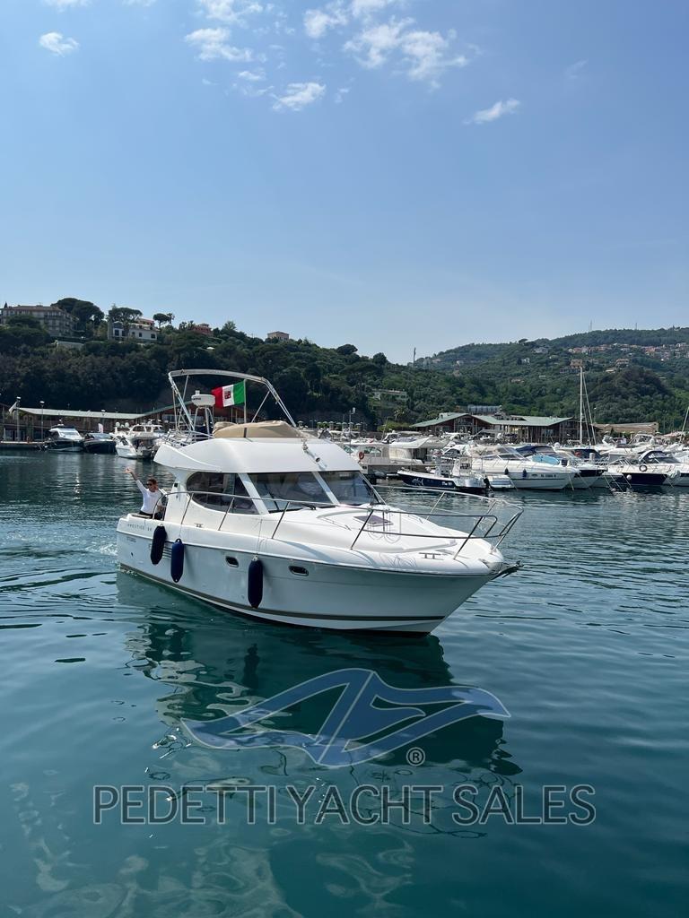 jeanneau Prestige 32 fly