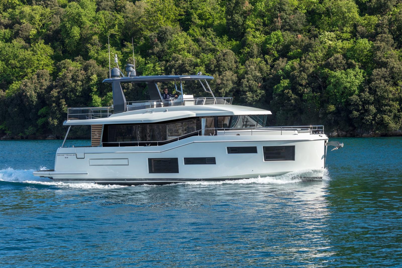 beneteau Grand trawler 63